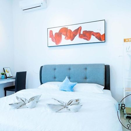 Austin 18 Ikea - Aeon Appartement Johor Bahru Buitenkant foto