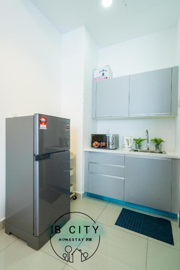 Austin 18 Ikea - Aeon Appartement Johor Bahru Buitenkant foto