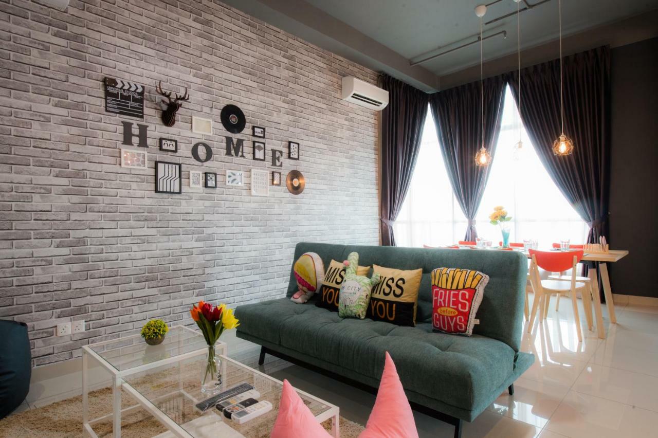 Austin 18 Ikea - Aeon Appartement Johor Bahru Buitenkant foto