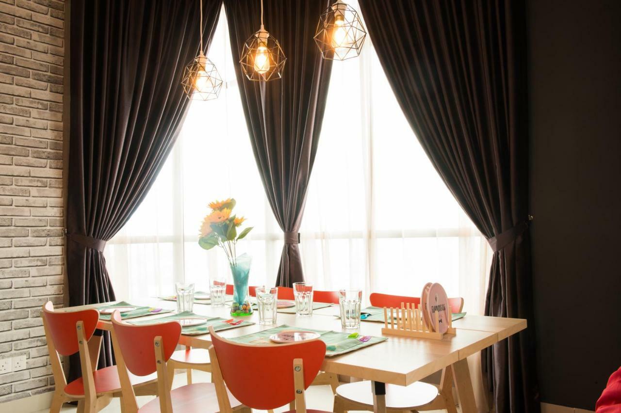 Austin 18 Ikea - Aeon Appartement Johor Bahru Buitenkant foto