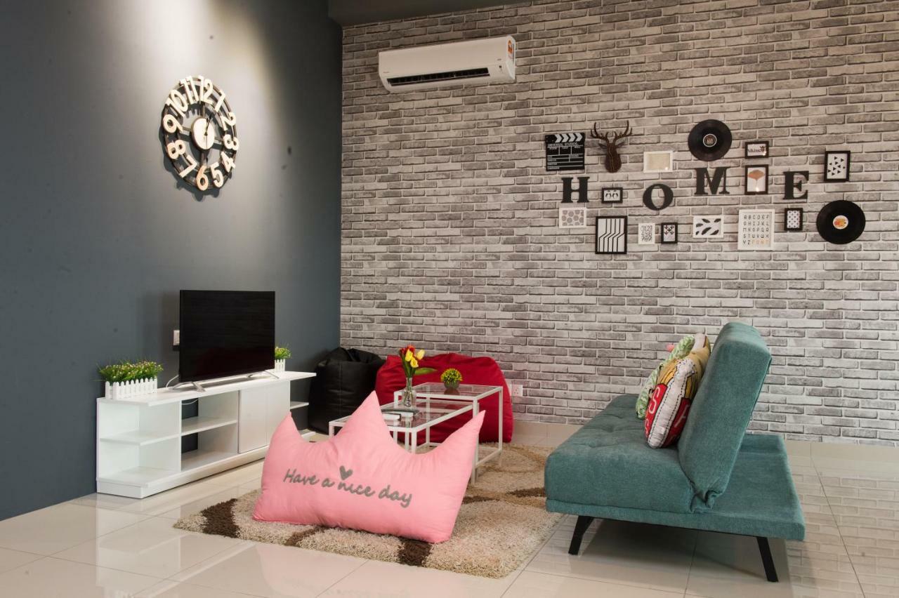 Austin 18 Ikea - Aeon Appartement Johor Bahru Buitenkant foto